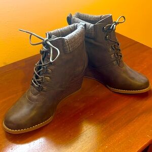 Nautica, wedge heal booties